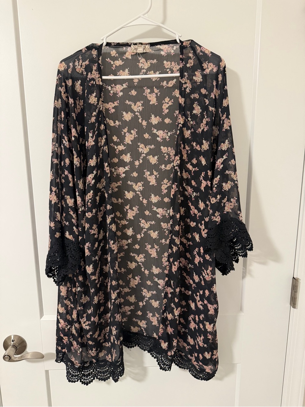 One World Lace Trimmed Floral Kimono 3x